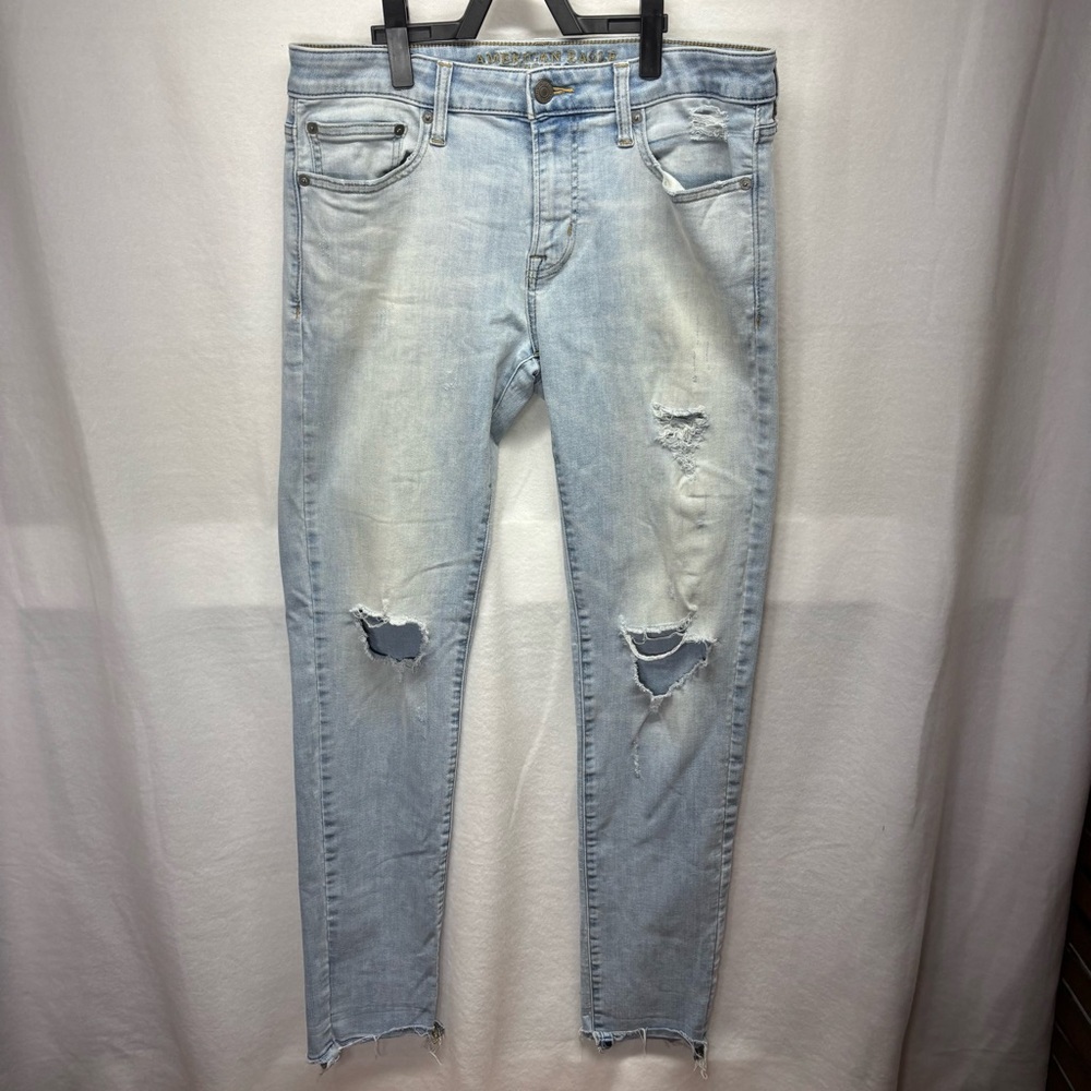 American Eagle Outfitters Light Blue Skinny Jeans